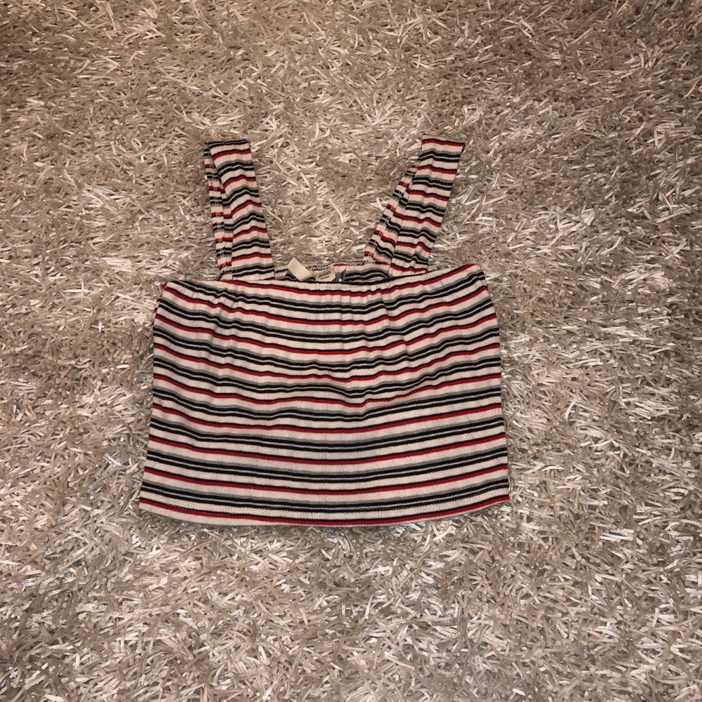 women’s striped cropped top
